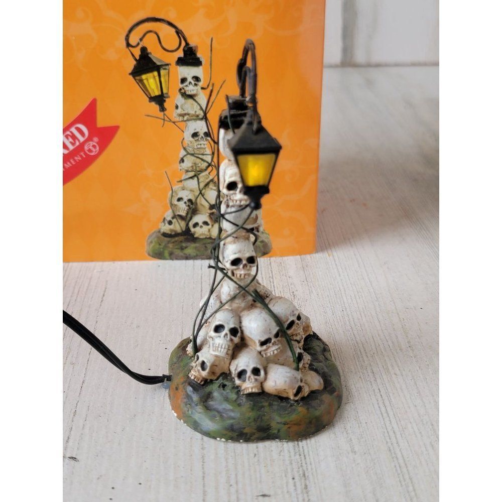 Dept 56 4057630 Boneyard Street Halloween Village accessory‎